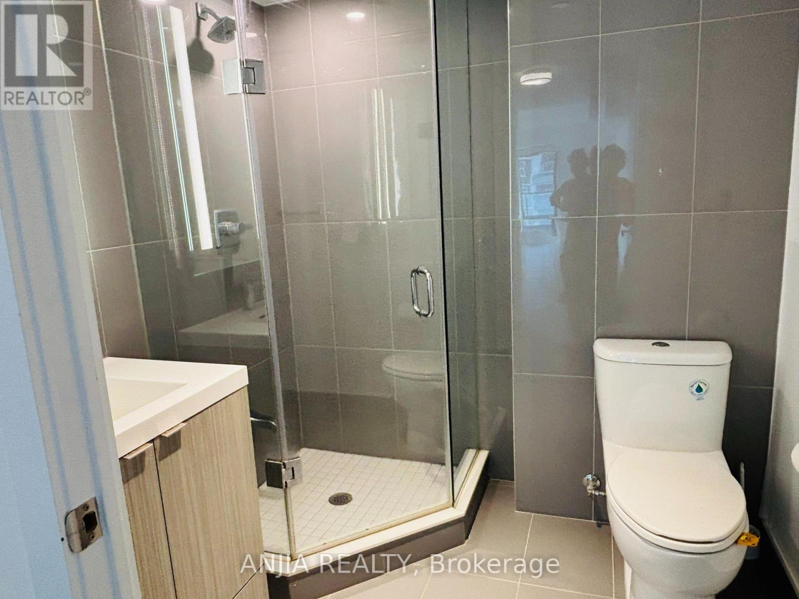 622 - 585 Bloor Street E, Toronto, Ontario  M4W 0B3 - Photo 5 - C13749958