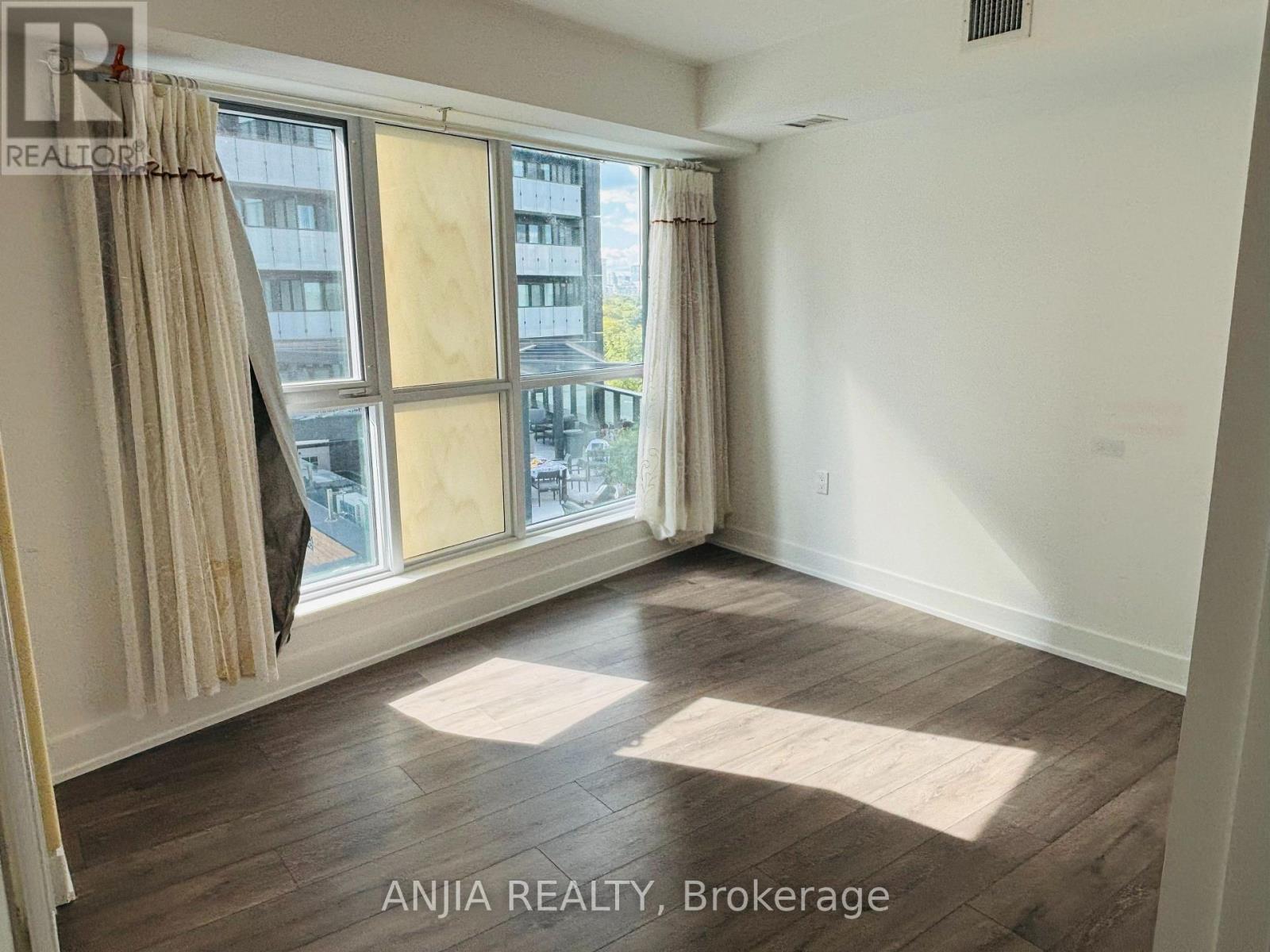 622 - 585 Bloor Street E, Toronto, Ontario  M4W 0B3 - Photo 6 - C13749958