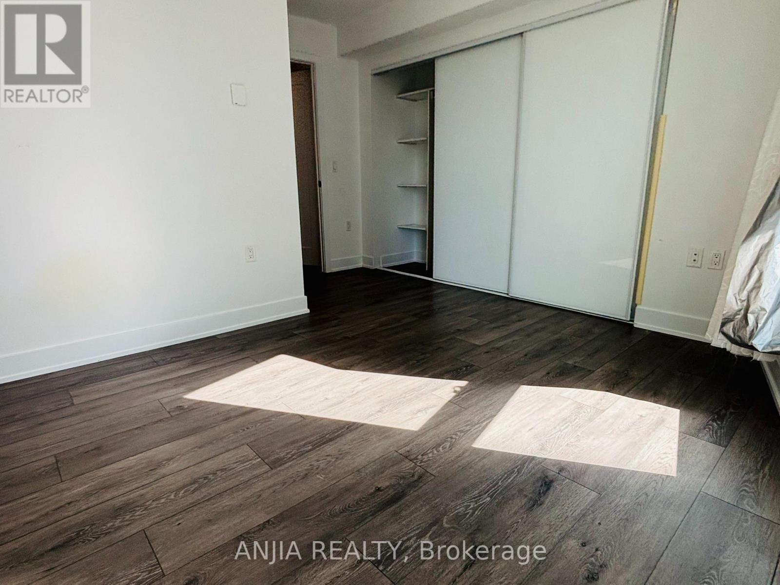 622 - 585 Bloor Street E, Toronto, Ontario  M4W 0B3 - Photo 7 - C13749958