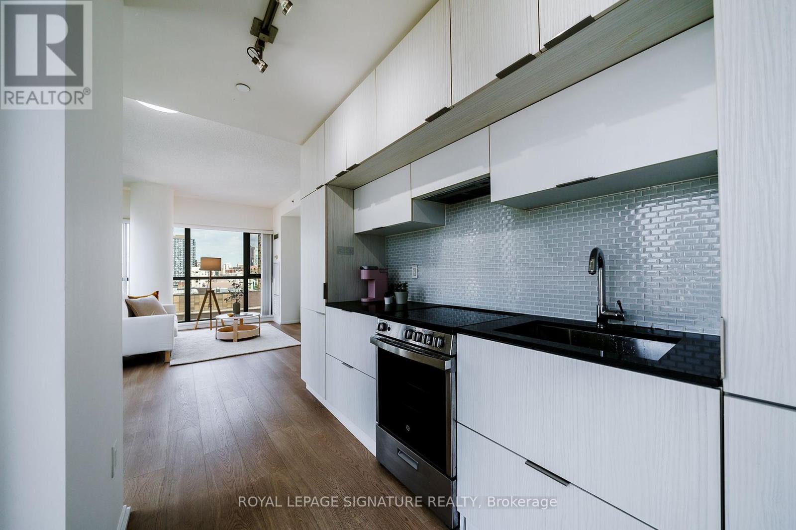 1809 - 159 Dundas Street E, Toronto, Ontario  M5B 1E4 - Photo 10 - C13749968