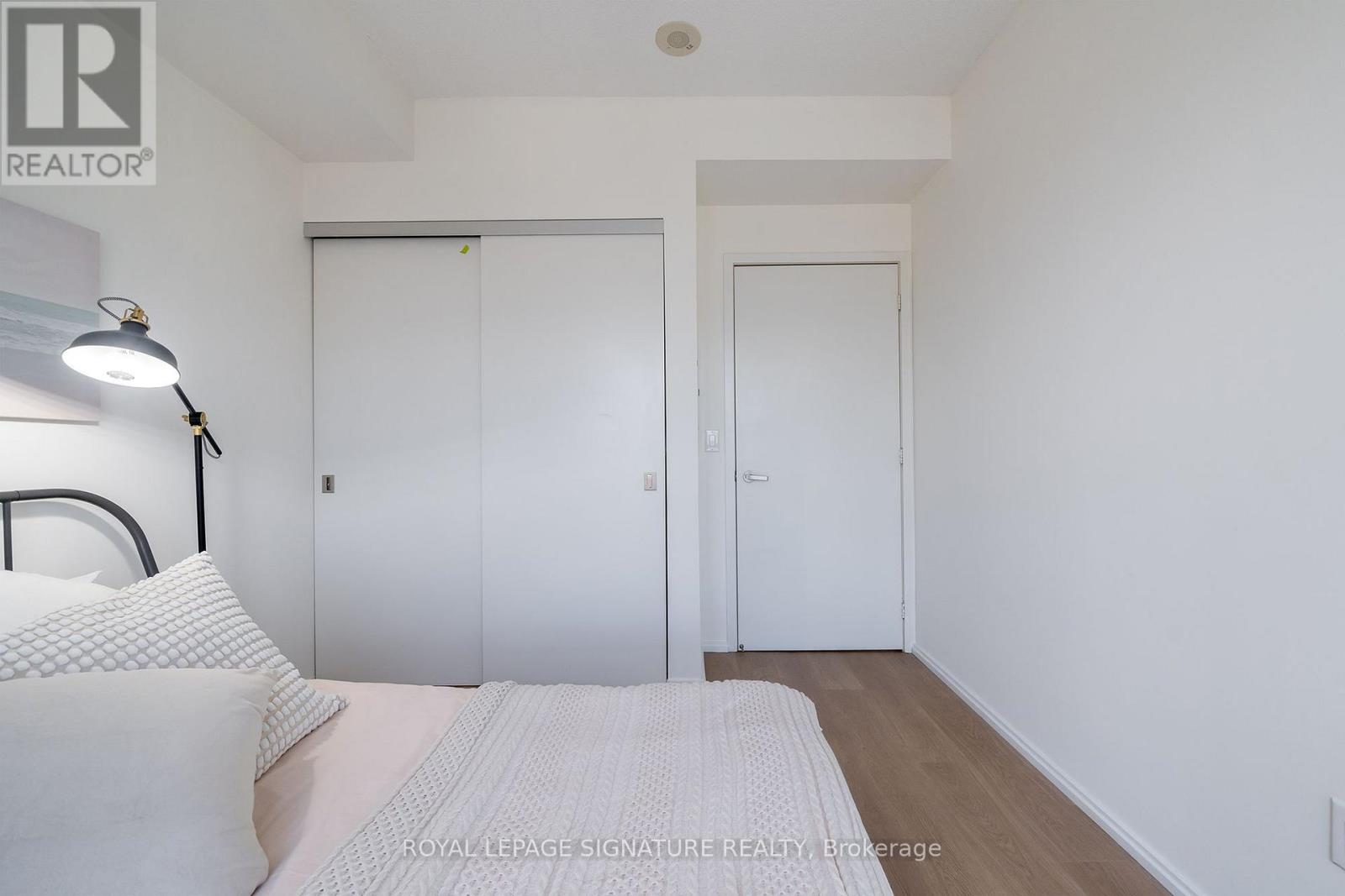1809 - 159 Dundas Street E, Toronto, Ontario  M5B 1E4 - Photo 13 - C13749968
