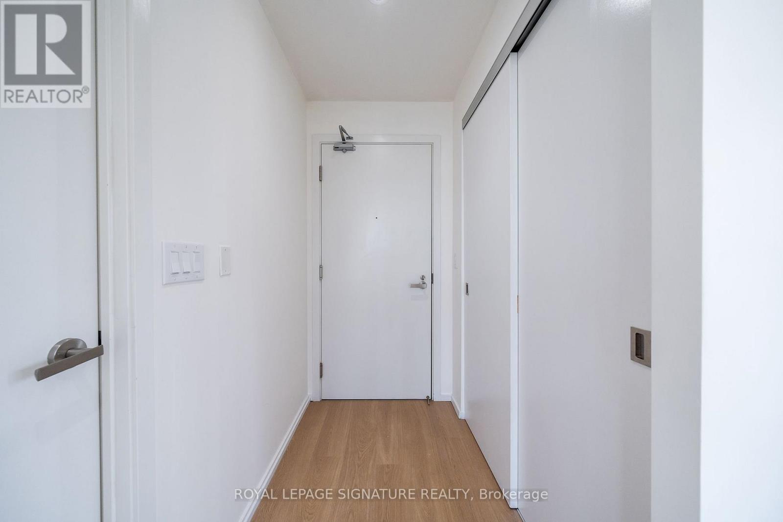 1809 - 159 Dundas Street E, Toronto, Ontario  M5B 1E4 - Photo 14 - C13749968
