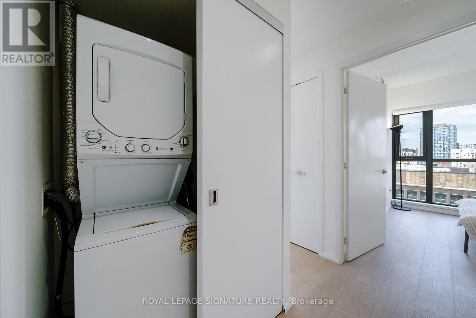 1809 - 159 Dundas Street E, Toronto, Ontario  M5B 1E4 - Photo 15 - C13749968