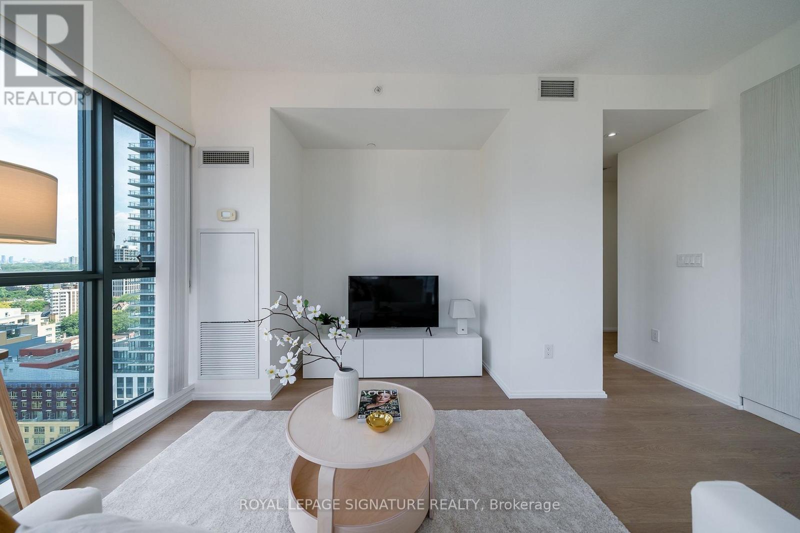 1809 - 159 Dundas Street E, Toronto, Ontario  M5B 1E4 - Photo 4 - C13749968