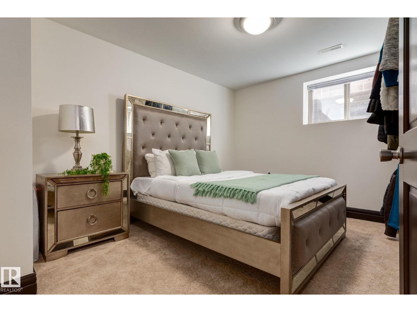 1840 Westmount BV