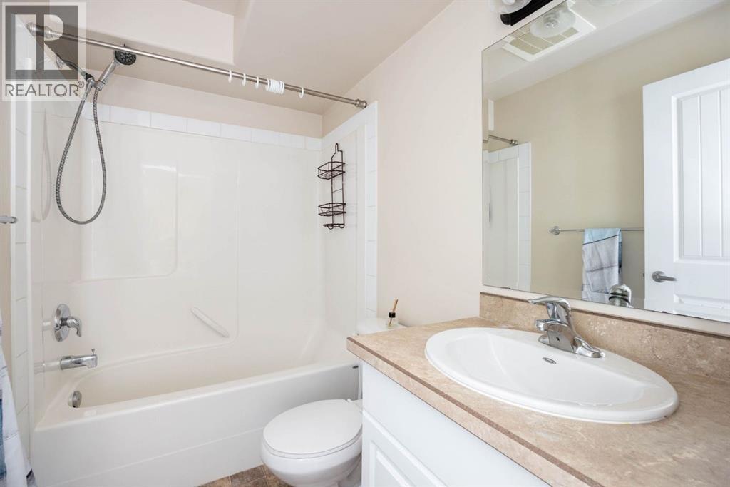 202, 248B Grosbeak Way