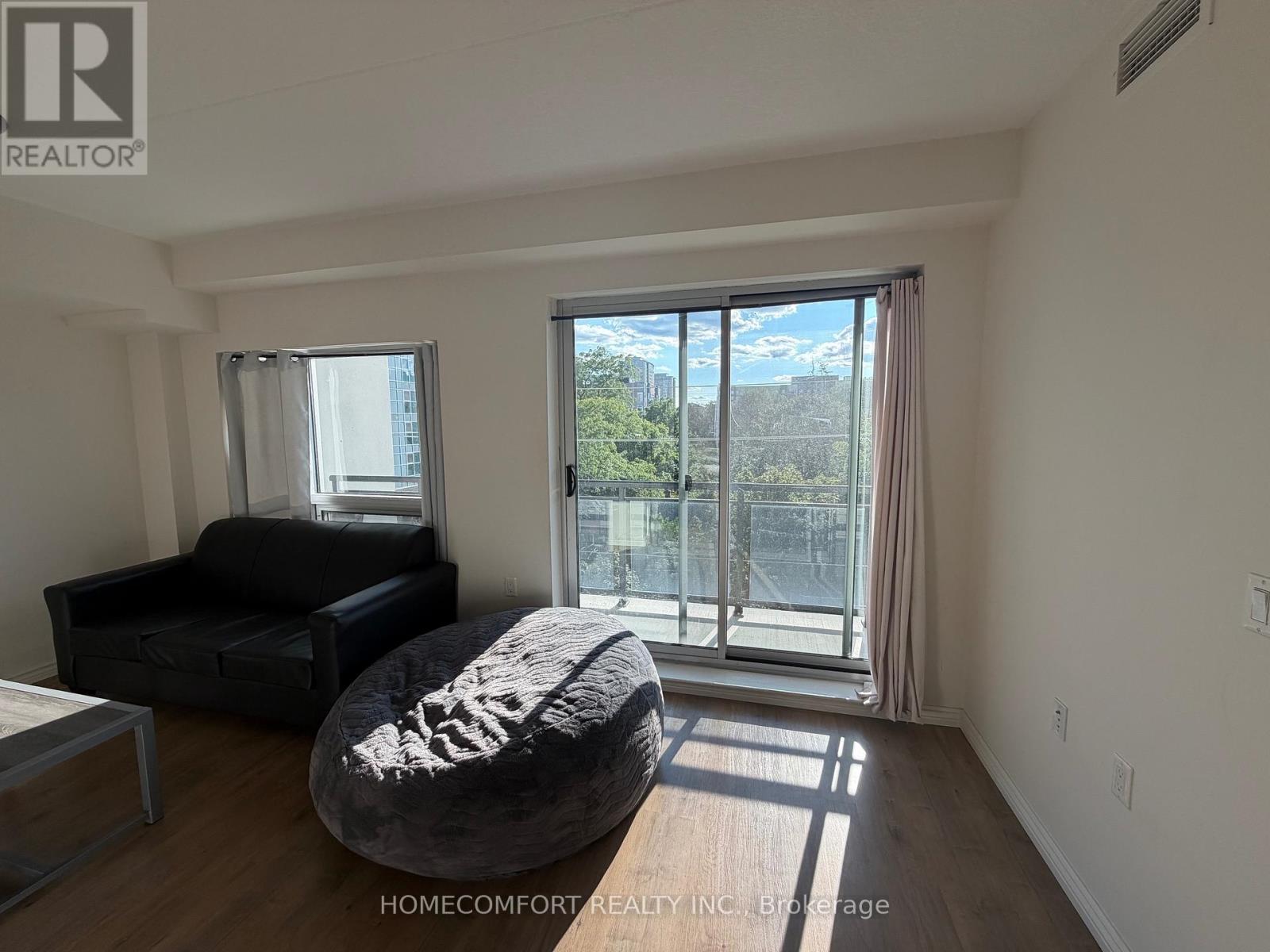 F412 - 275 Larch Street, Waterloo, Ontario  N2L 3R2 - Photo 8 - X13749952