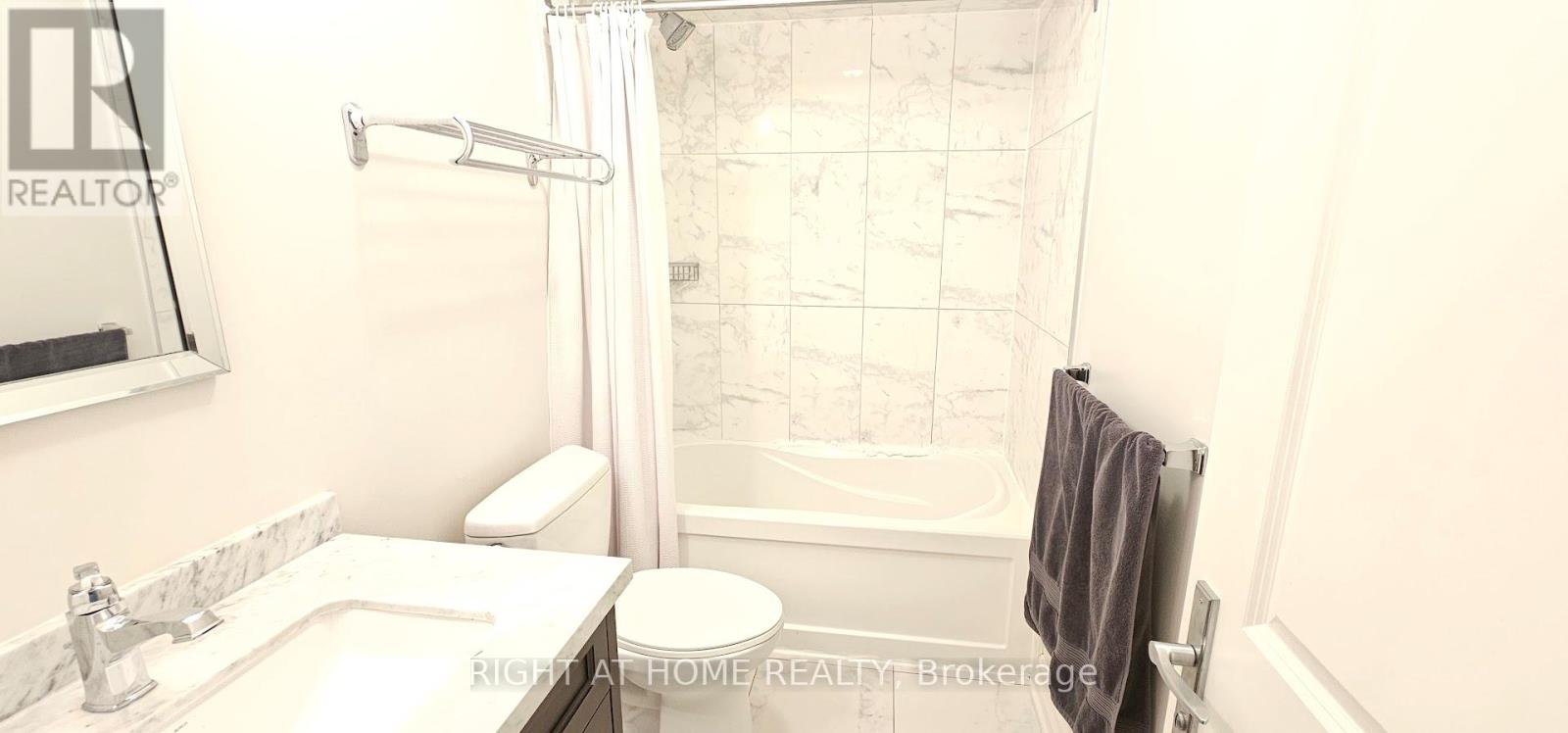730 Shaw Street, Toronto, Ontario  M6G 3L7 - Photo 12 - C13749978