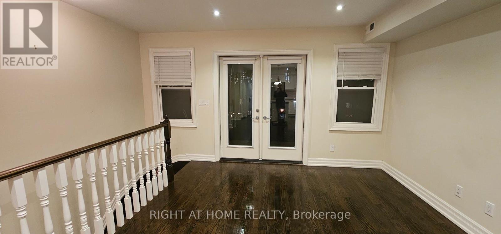 730 Shaw Street, Toronto, Ontario  M6G 3L7 - Photo 9 - C13749978
