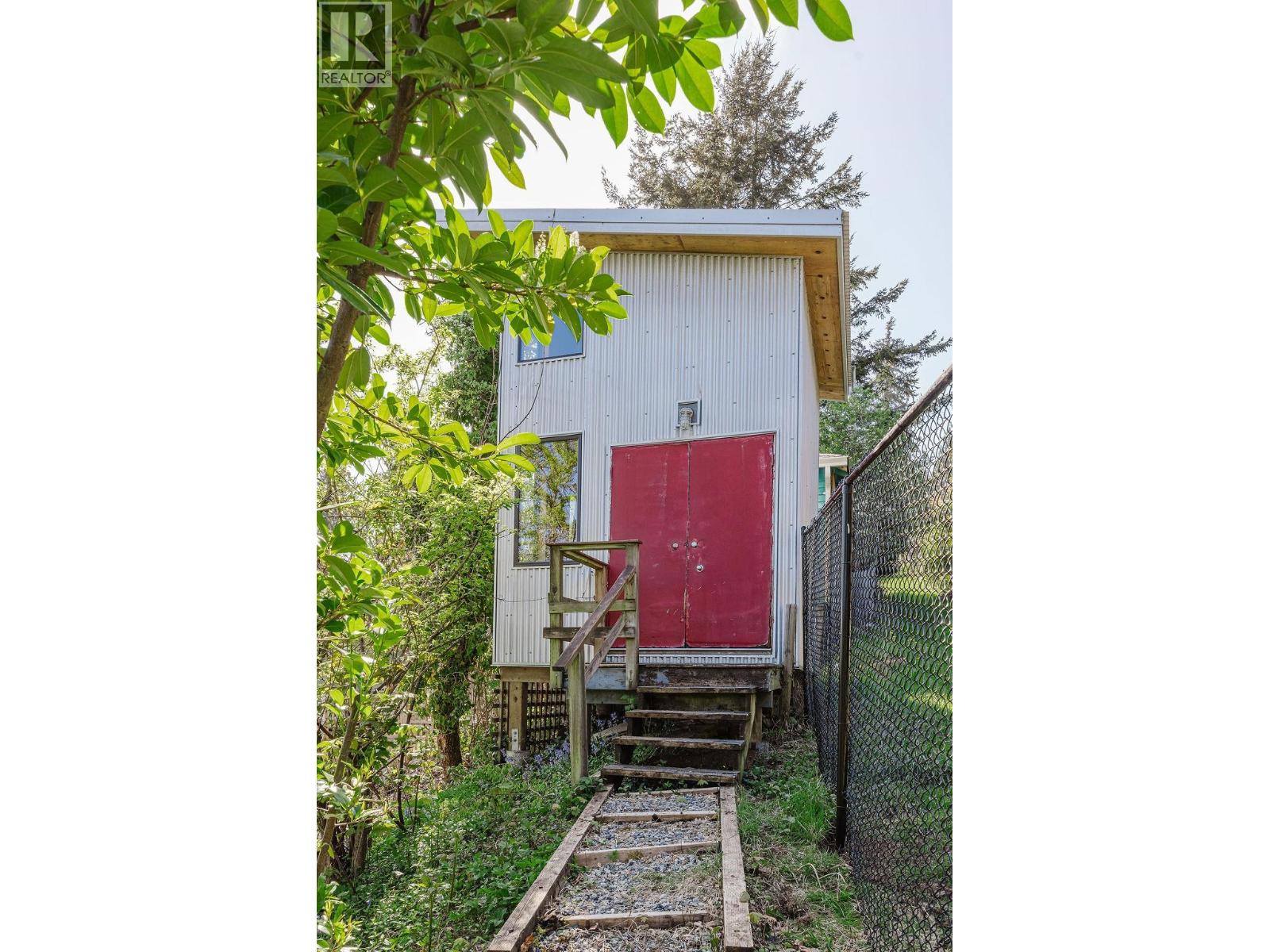 462 Central Avenue, Gibsons, British Columbia  V0N 1V1 - Photo 31 - R3161897