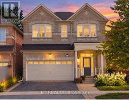 61 MINERVA AVENUE, Toronto, Ontario