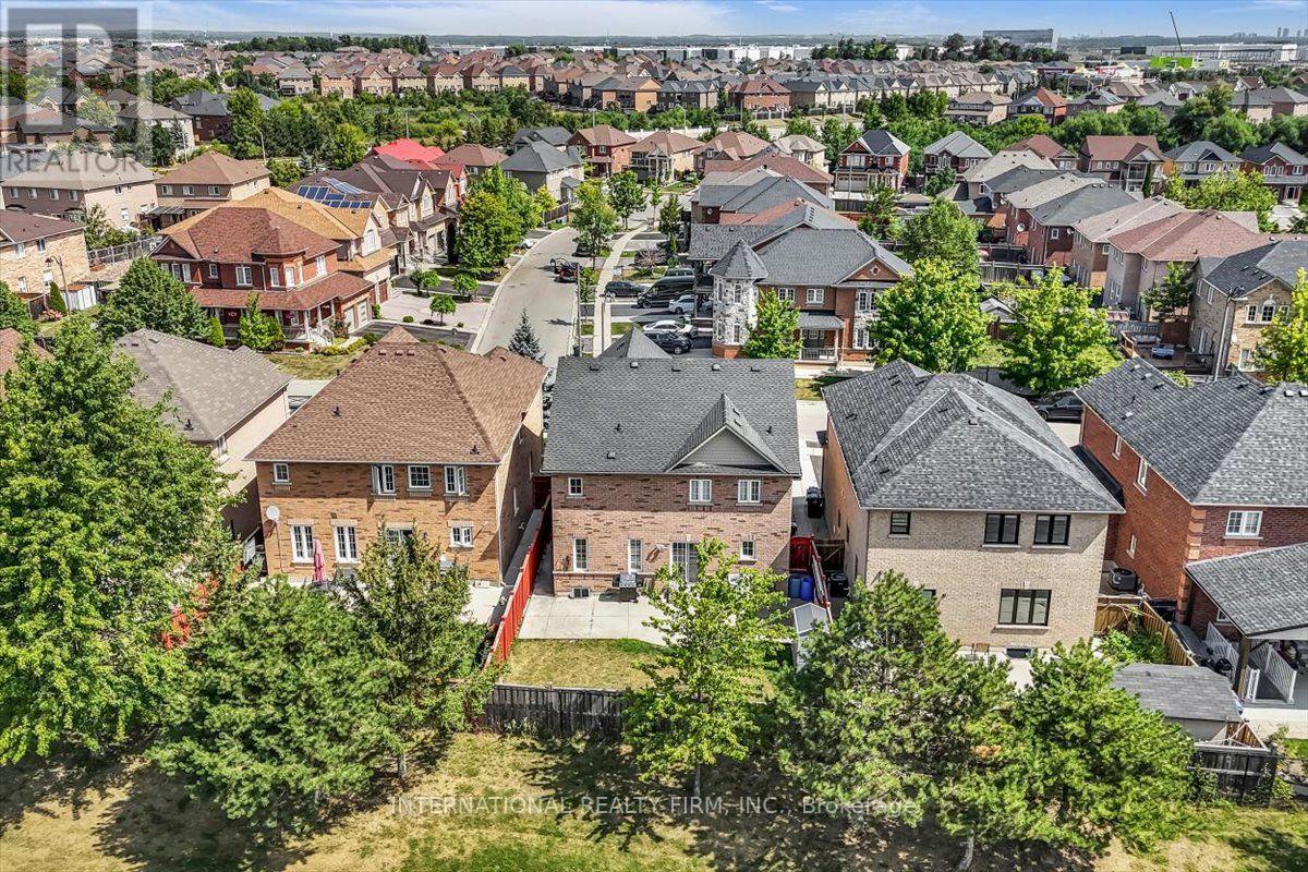 26 Mauve Drive, Brampton, Ontario  L6P 2M8 - Photo 47 - W13690158