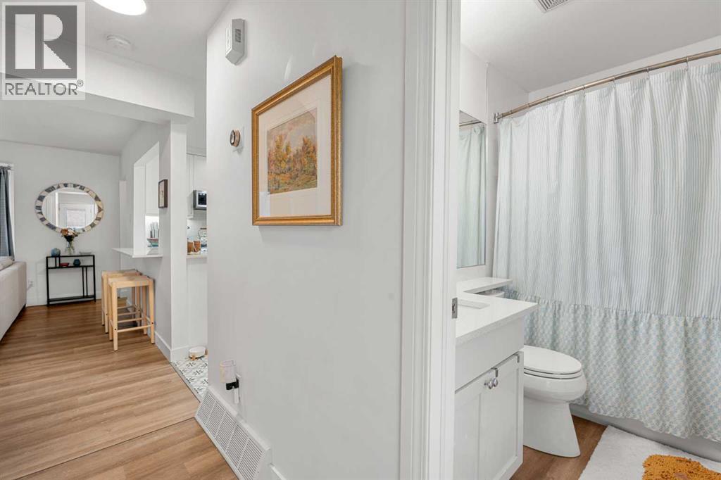 4553 Passchendaele Road SW, Calgary, Alberta  T2T 6C9 - Photo 19 - A2341717