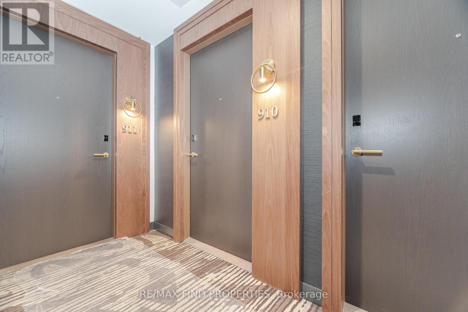 910 - 6 Greenbriar Road, Toronto, Ontario  M2K 0H6 - Photo 5 - C13749992