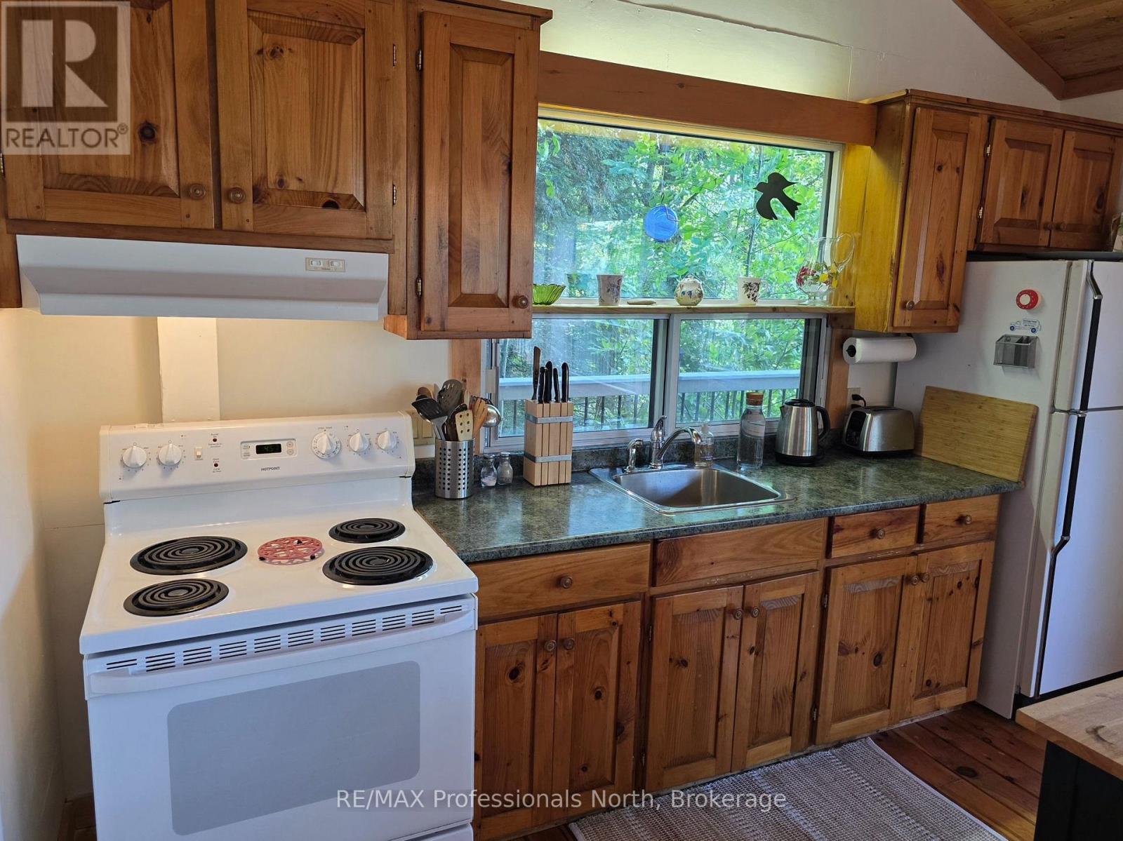 1258-2 Windemere Road, Muskoka Lakes (Watt), Ontario  P0B 1M0 - Photo 9 - X13750028