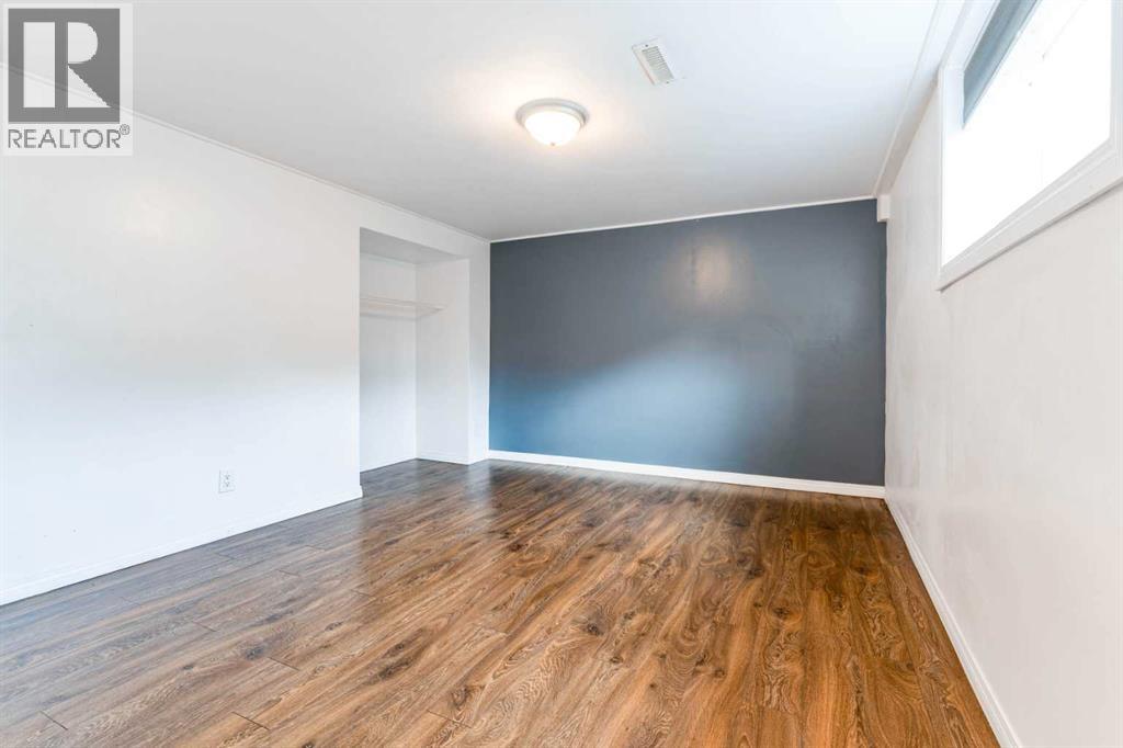 2906 Doverville Crescent Se, Calgary, Alberta  T2B 1T0 - Photo 29 - A2337441