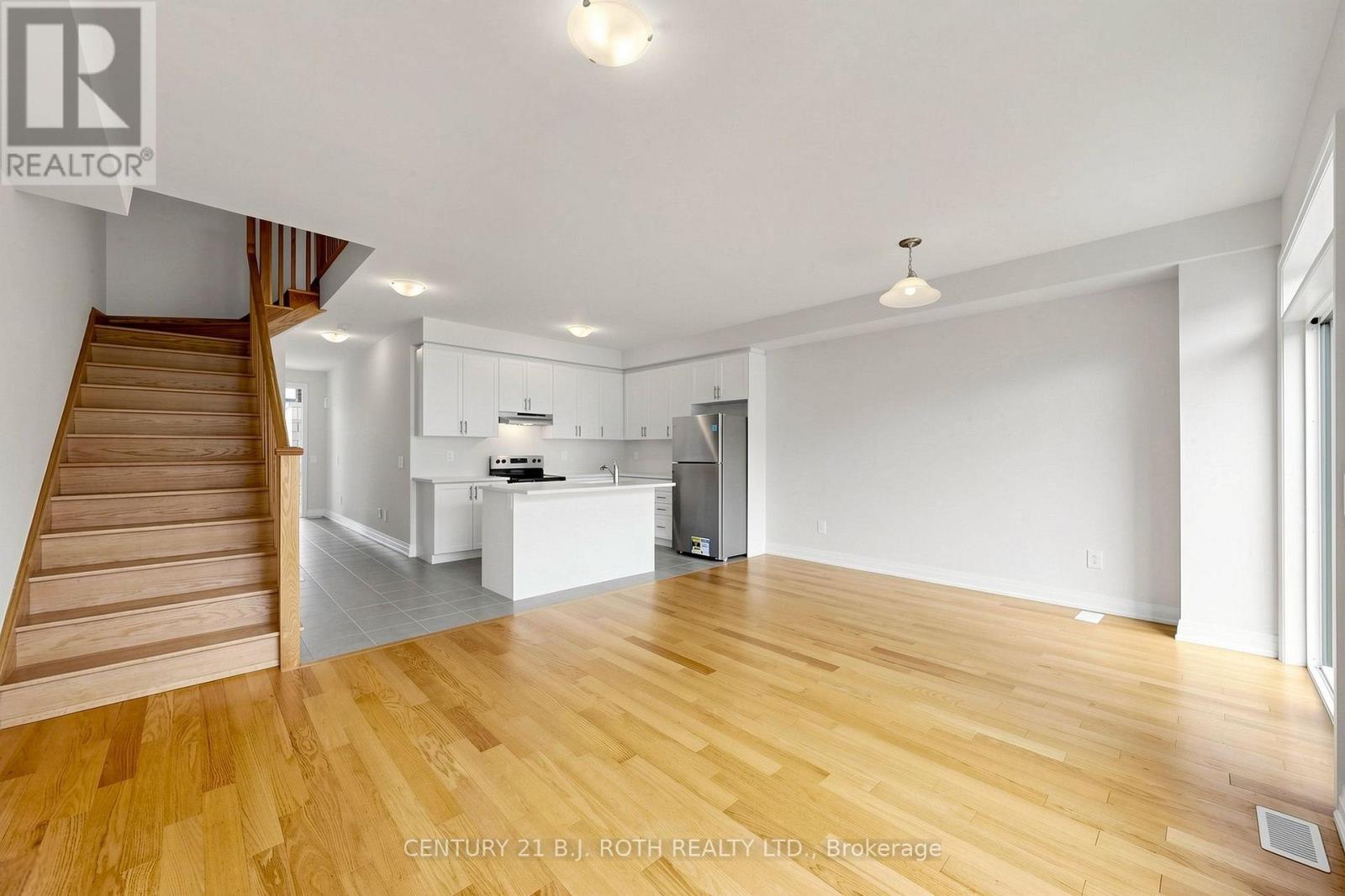 115 Corley Street E, Kawartha Lakes, Ontario  K9V 0R4 - Photo 12 - X13750036