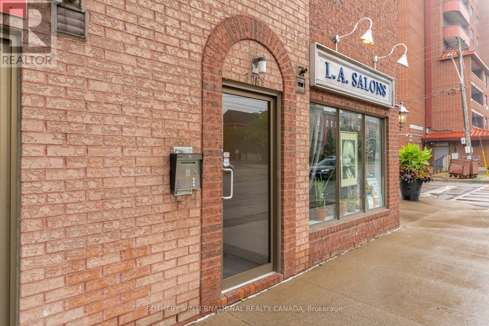 301 - 3069 Lakeshore Boulevard, Toronto, Ontario M8V 1K6 - Photo 4 - W13657268