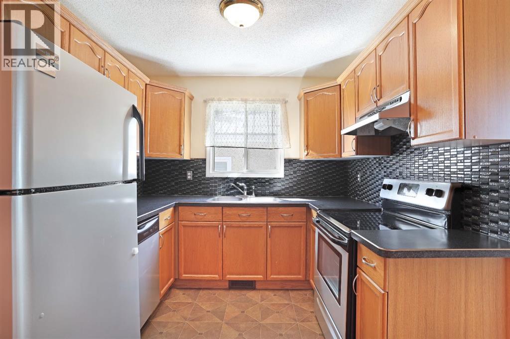 632 1 Street W, Brooks, Alberta  T1R 0N3 - Photo 10 - A2339969