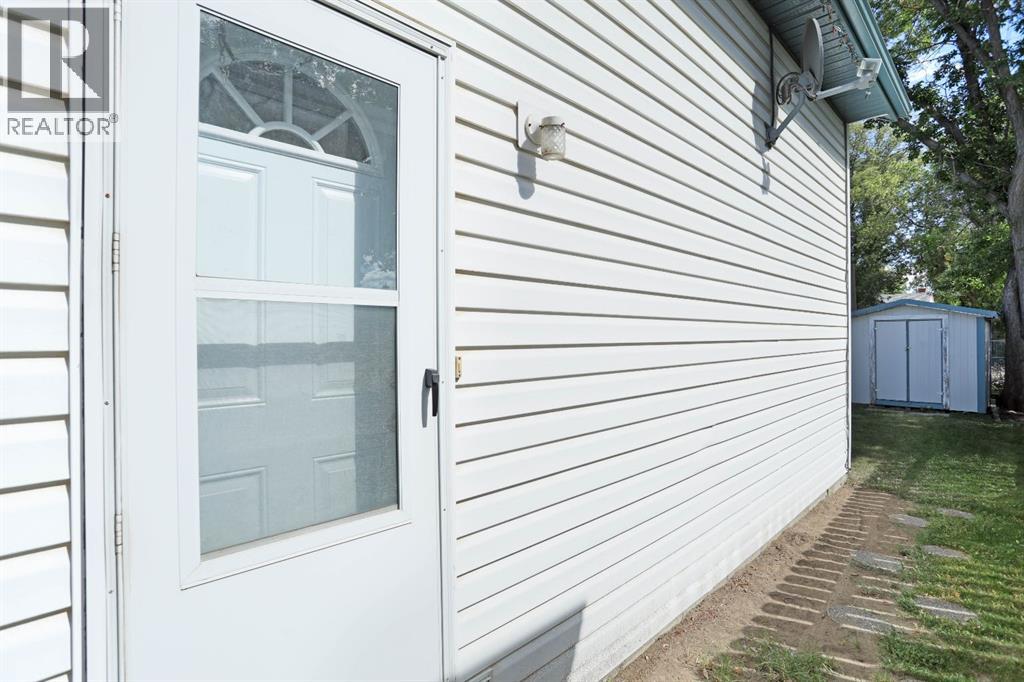 632 1 Street W, Brooks, Alberta  T1R 0N3 - Photo 39 - A2339969