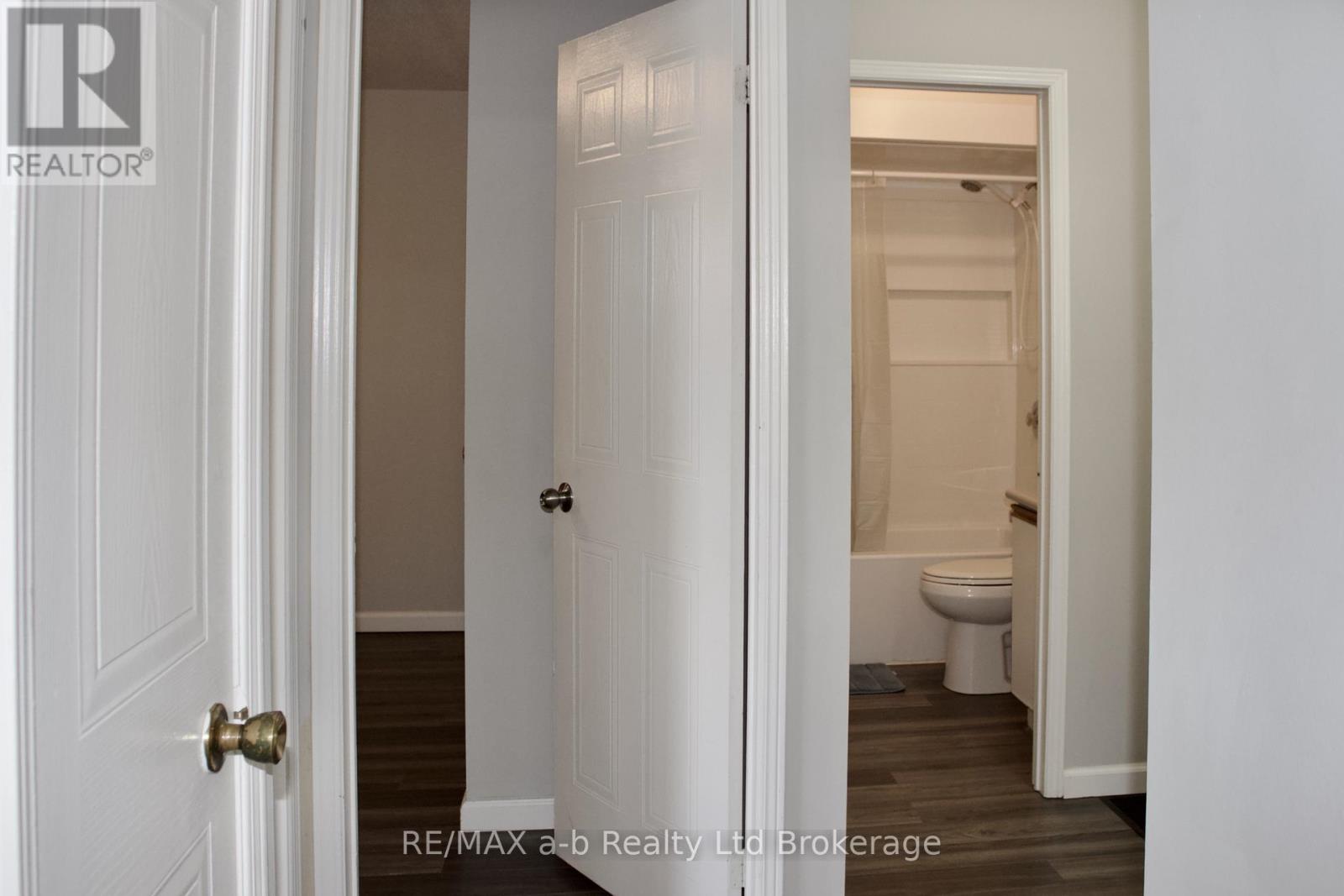46 - 56 Hiawatha Road, Woodstock, Ontario  N4T 1P2 - Photo 12 - X13750054