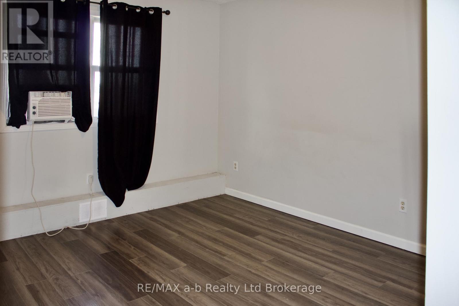 46 - 56 Hiawatha Road, Woodstock, Ontario  N4T 1P2 - Photo 13 - X13750054