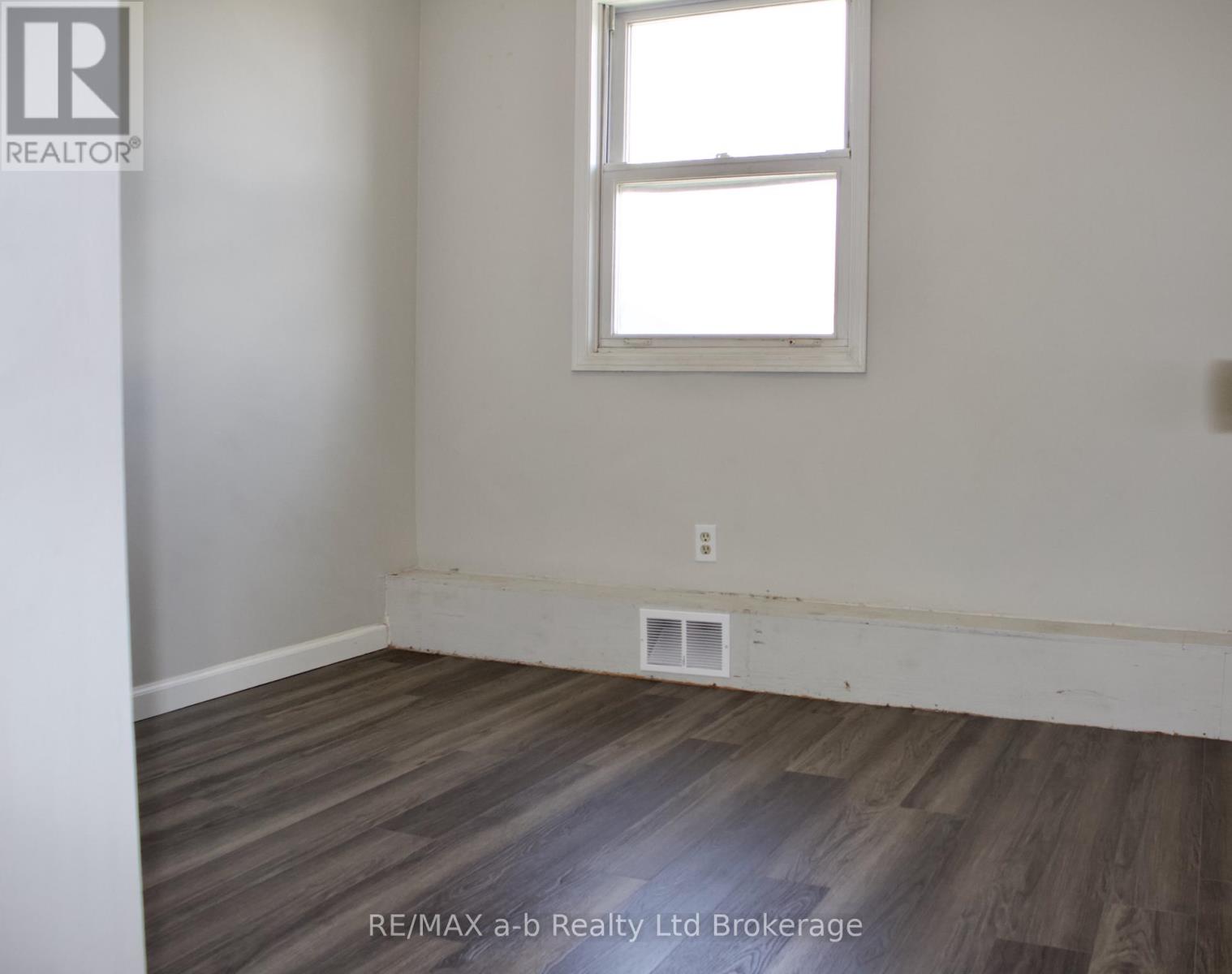 46 - 56 Hiawatha Road, Woodstock, Ontario  N4T 1P2 - Photo 18 - X13750054