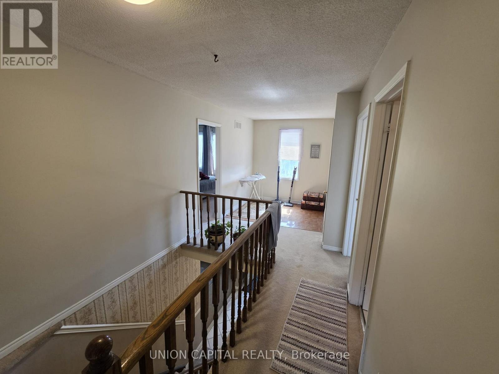 2363 Strathmore Crescent, Pickering, Ontario  L1X 2H3 - Photo 21 - E13750050