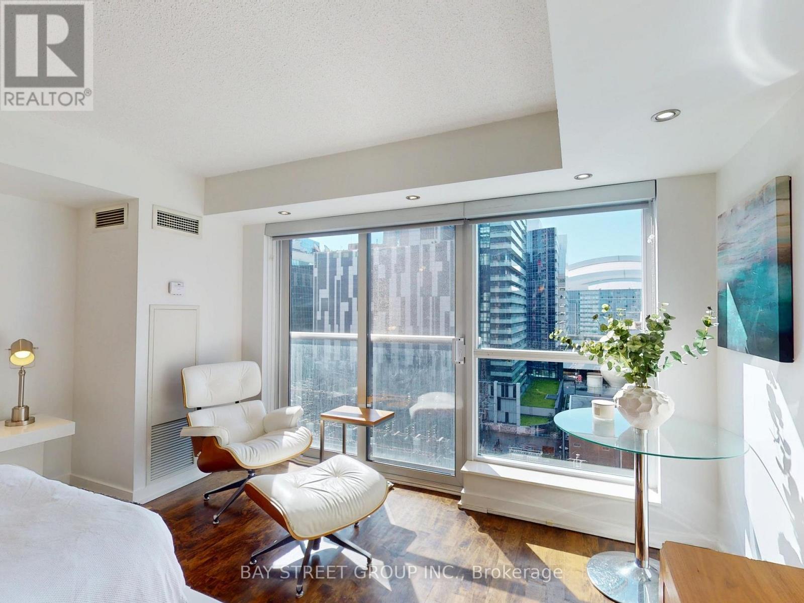 1134 - 250 Wellington Street W, Toronto, Ontario  M5V 3P6 - Photo 6 - C13749698