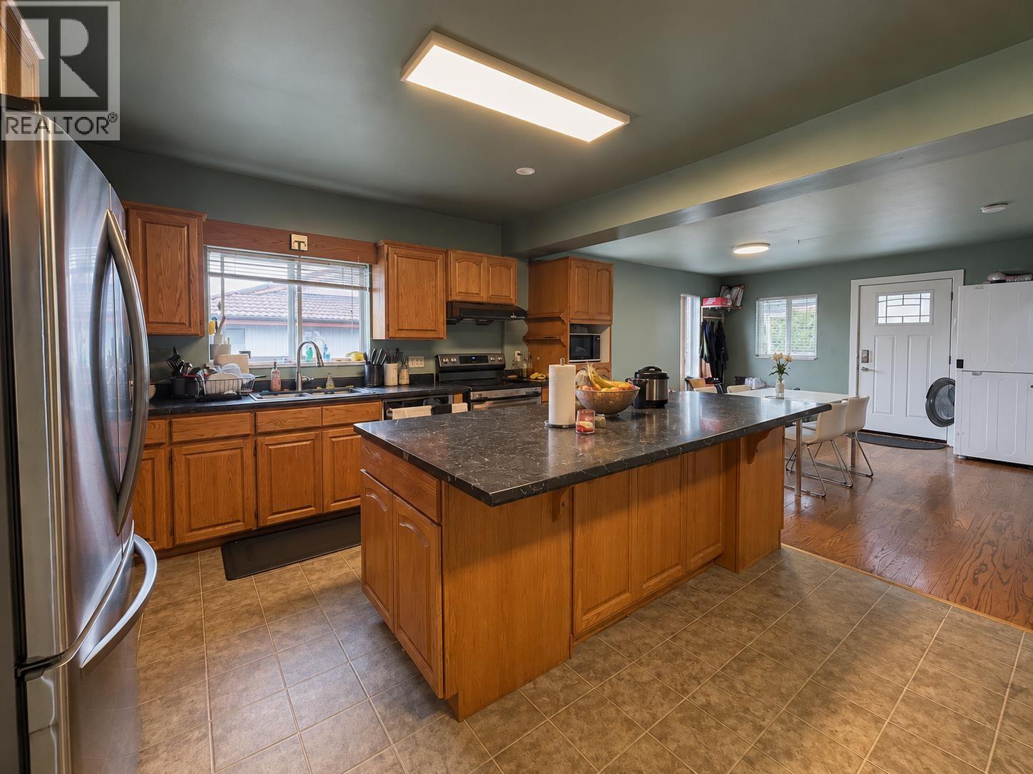 6551 Halifax Street, Burnaby, British Columbia  V5B 2P9 - Photo 4 - R3161661