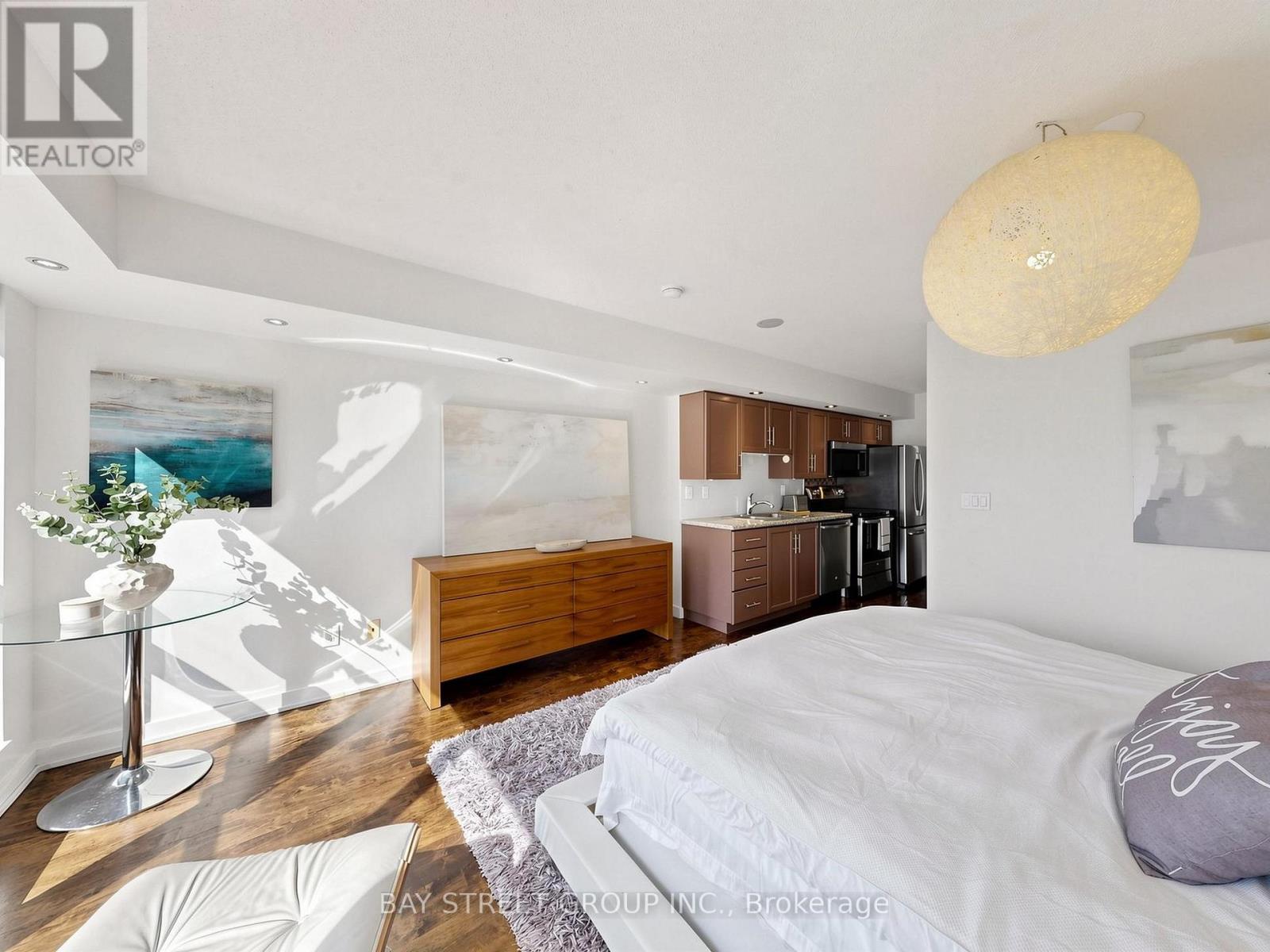 1134 - 250 Wellington Street W, Toronto, Ontario  M5V 3P6 - Photo 9 - C13749698