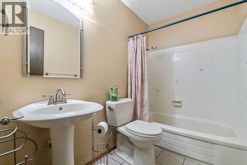 55 Suntree Lane, Okotoks, Alberta  T1S 1C1 - Photo 24 - A2342487