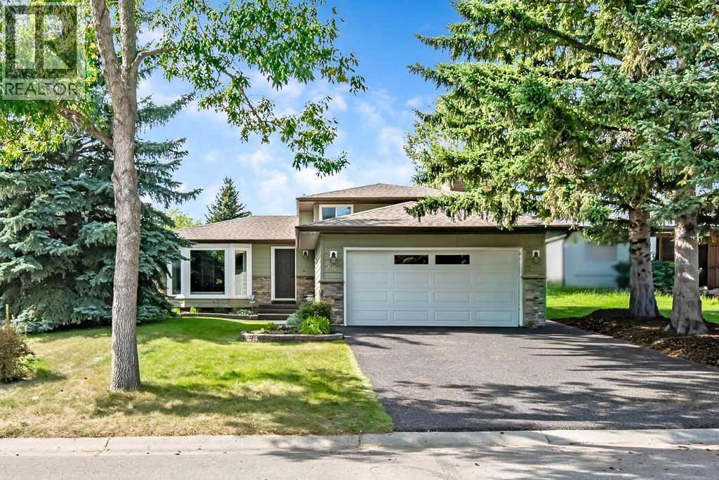 55 Suntree Lane, Okotoks, Alberta