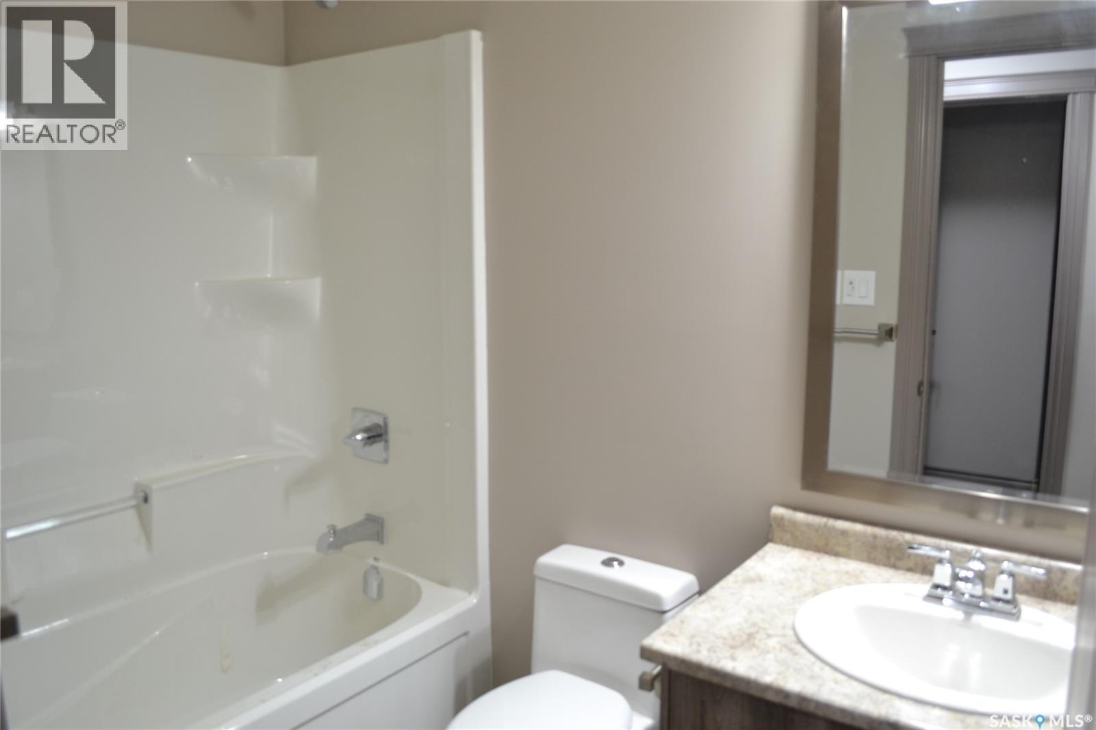 204 Cowan Crescent, Martensville, Saskatchewan  S0K 2A0 - Photo 52 - SK047635