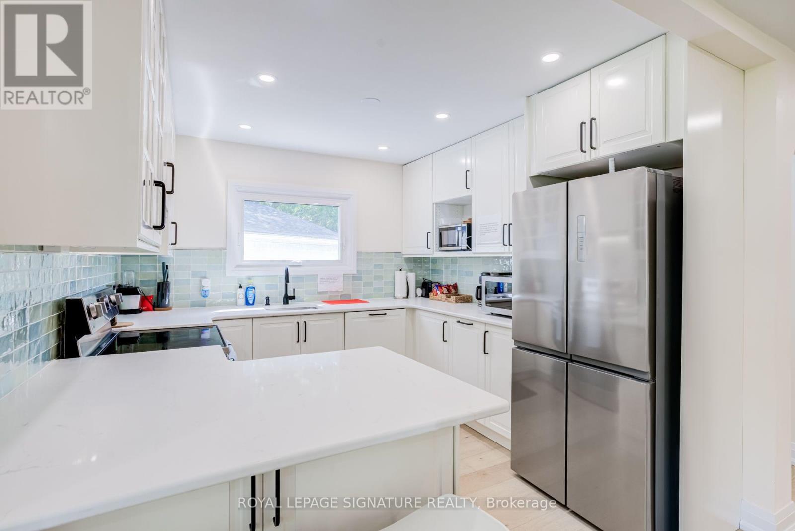 133 Inglewood Drive, Oakville, Ontario  L6K 1W8 - Photo 11 - W13742882