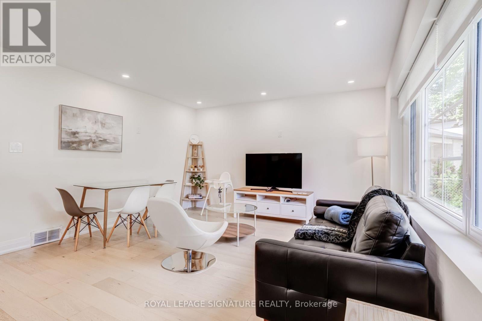 133 Inglewood Drive, Oakville, Ontario  L6K 1W8 - Photo 8 - W13742882
