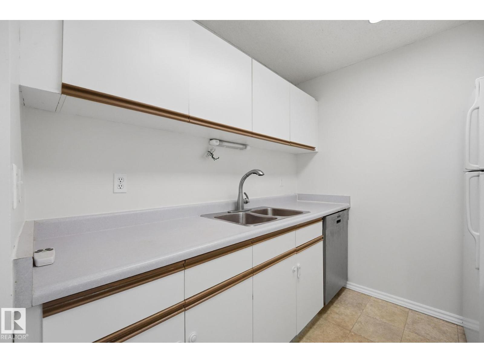 #228 10636 120 St Nw, Edmonton, Alberta  T5H 4L5 - Photo 8 - E4507393