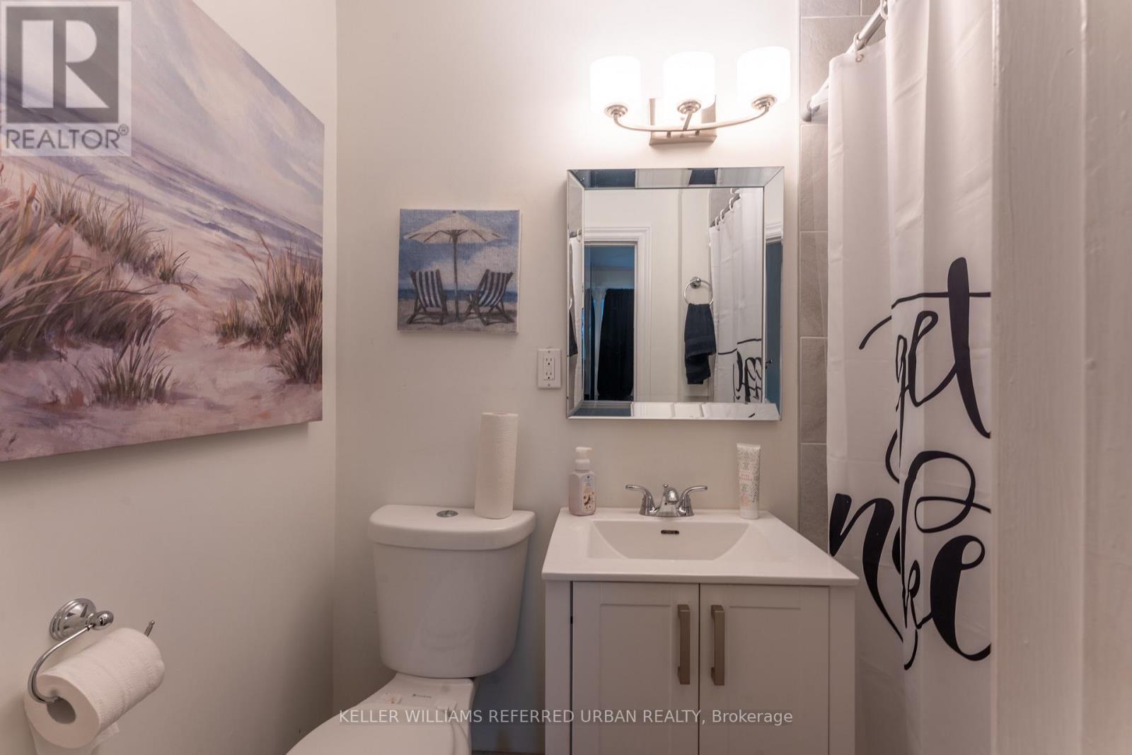 Upper - 431 Kingston Road, Toronto, Ontario  M4L 1V2 - Photo 12 - E13750082