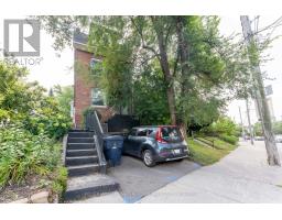 UPPER - 431 KINGSTON ROAD, Toronto, Ontario