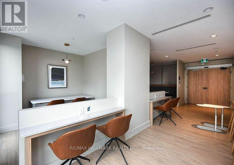 1007 - 4130 Parkside Village Drive, Mississauga, Ontario L5B 3M8 - Photo 10 - W13750078