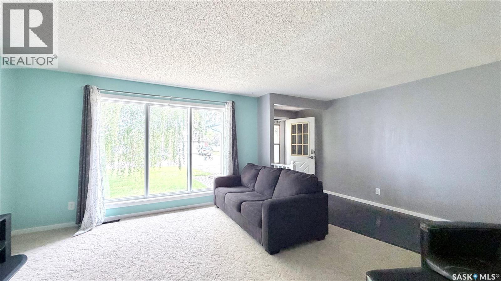 508 Mcgillivray Street, Outlook, Saskatchewan  S0L 2N0 - Photo 18 - SK047662