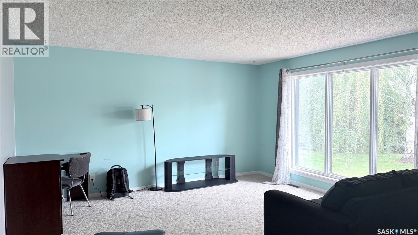 508 Mcgillivray Street, Outlook, Saskatchewan  S0L 2N0 - Photo 19 - SK047662