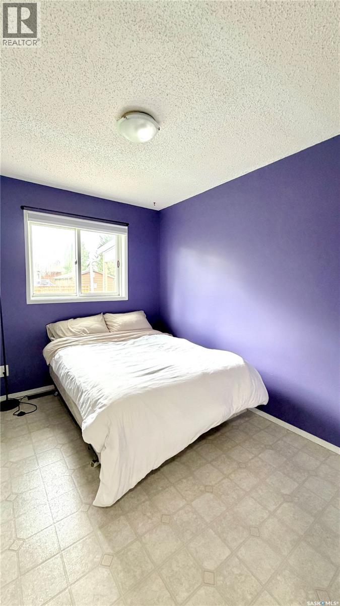 508 Mcgillivray Street, Outlook, Saskatchewan  S0L 2N0 - Photo 33 - SK047662