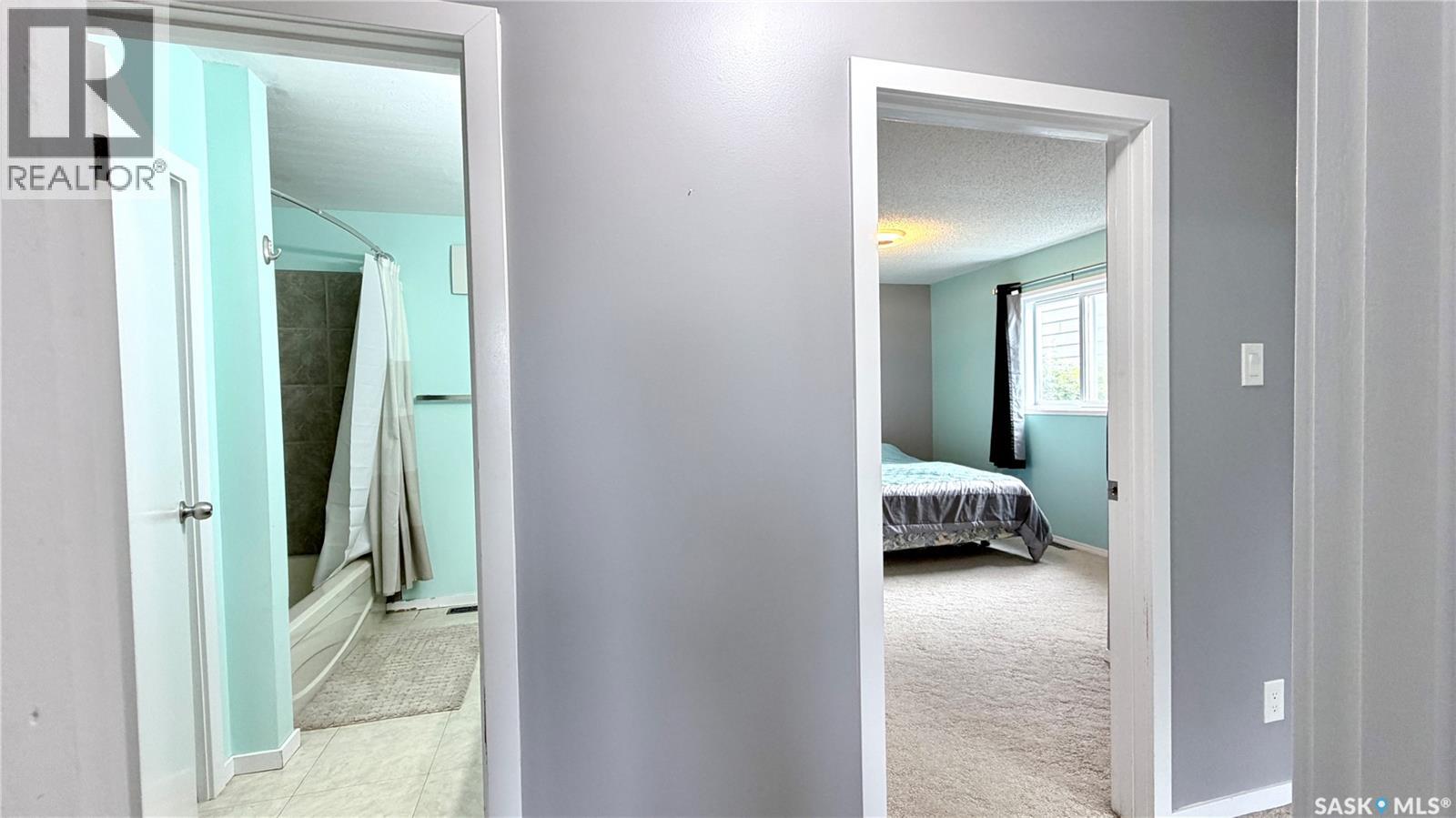 508 Mcgillivray Street, Outlook, Saskatchewan  S0L 2N0 - Photo 37 - SK047662