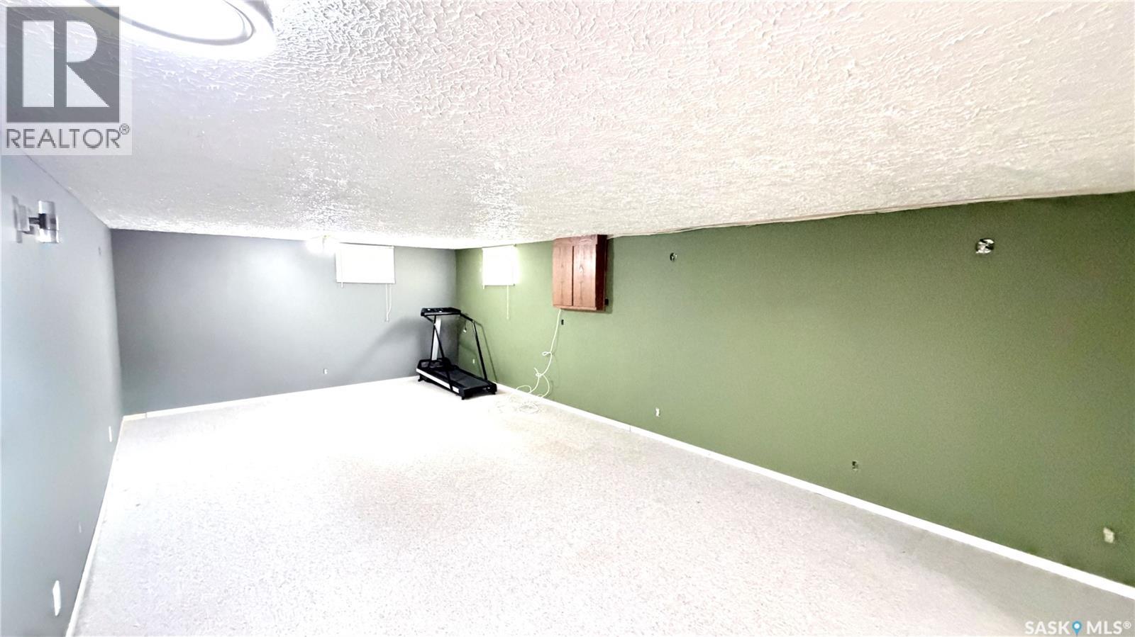 508 Mcgillivray Street, Outlook, Saskatchewan  S0L 2N0 - Photo 44 - SK047662
