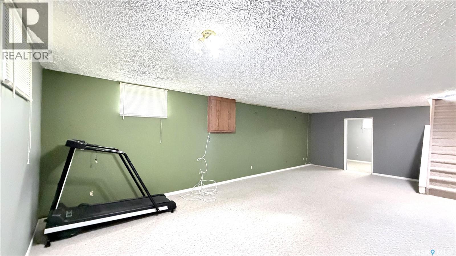 508 Mcgillivray Street, Outlook, Saskatchewan  S0L 2N0 - Photo 45 - SK047662