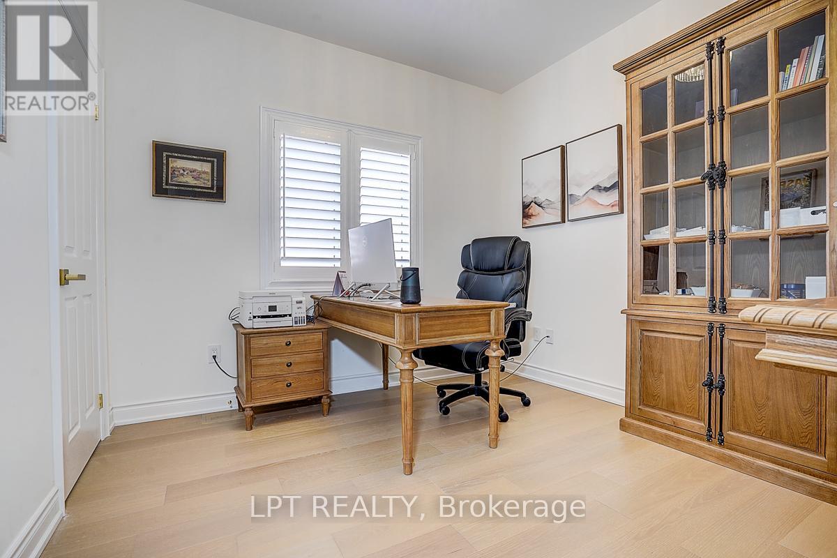 585 Holgate Circle, Newmarket, Ontario  L3X 1V8 - Photo 26 - N13750102