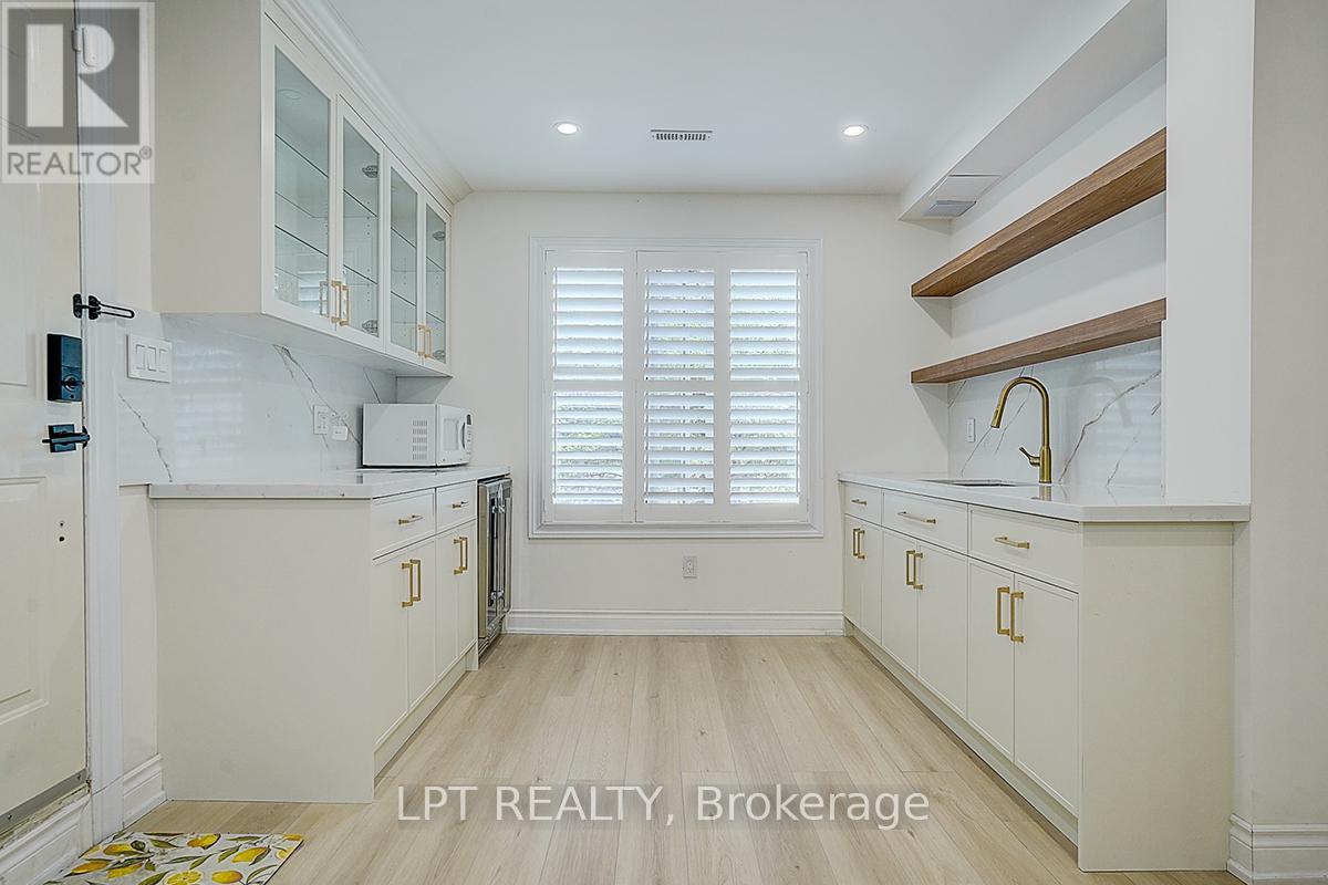 585 Holgate Circle, Newmarket, Ontario  L3X 1V8 - Photo 32 - N13750102