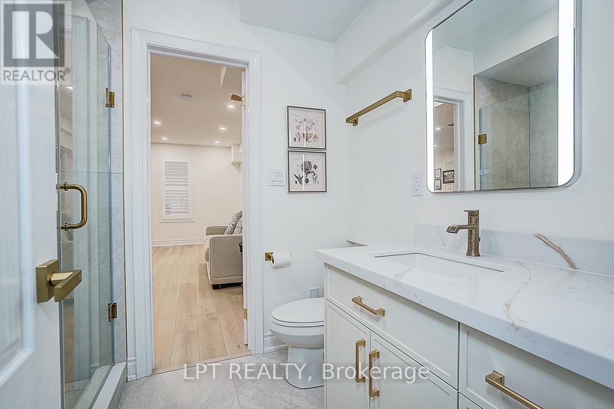 585 Holgate Circle, Newmarket, Ontario  L3X 1V8 - Photo 36 - N13750102