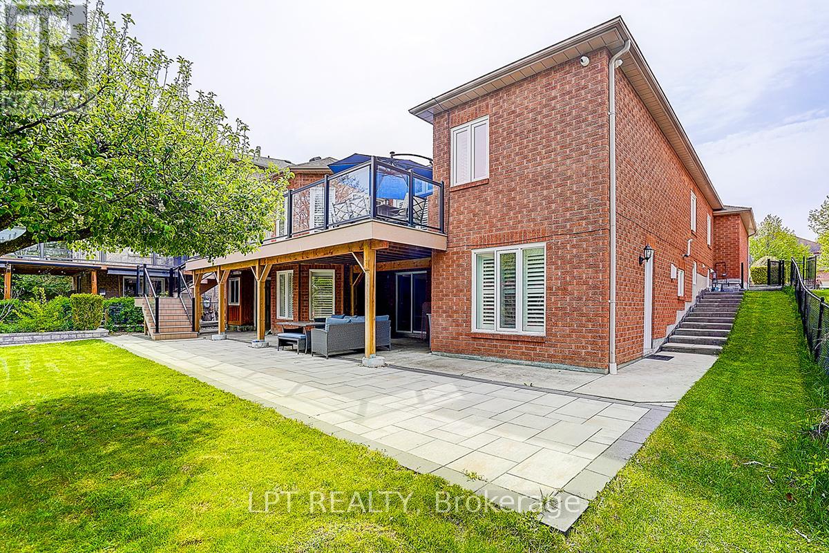 585 Holgate Circle, Newmarket, Ontario  L3X 1V8 - Photo 40 - N13750102